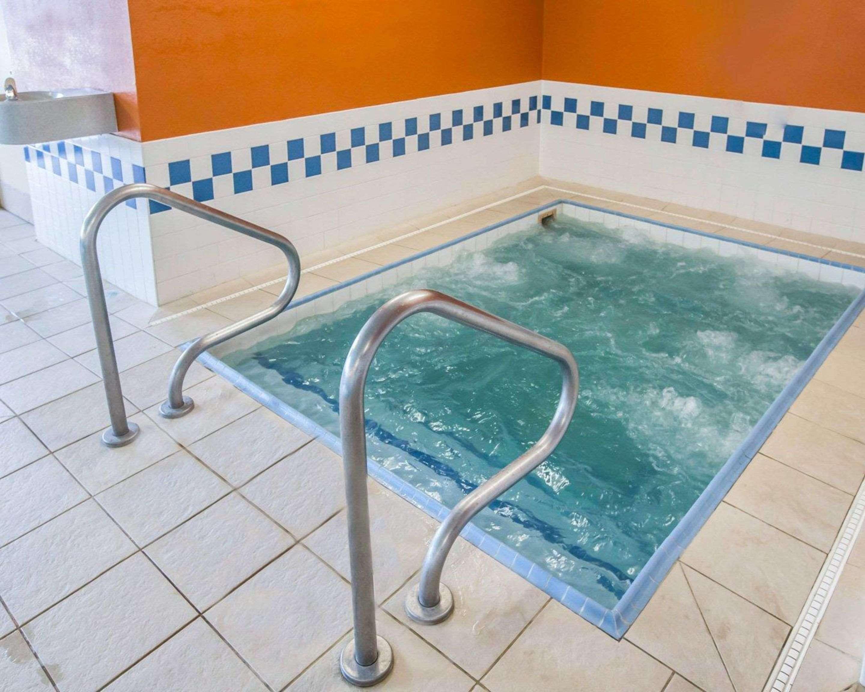 Mainstay Suites Joliet I-80 Zewnętrze zdjęcie